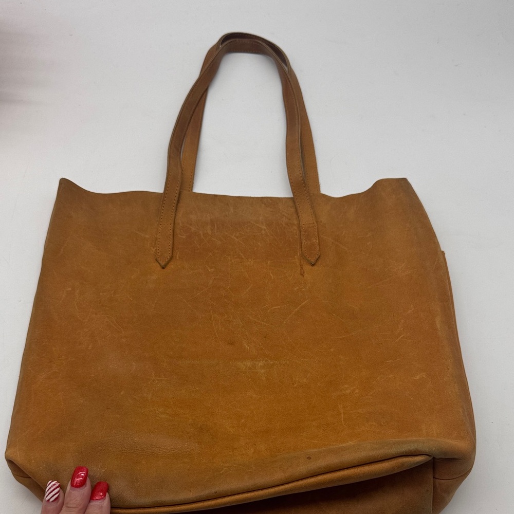 Able Sakem Elegant Tan Leather Tote Bag TOT9394E
